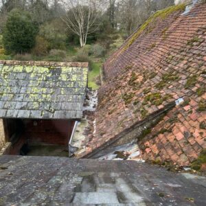 Old Manor roof before repair