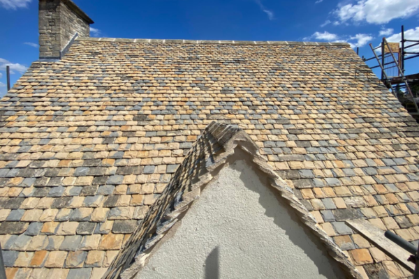 Stone slate roof